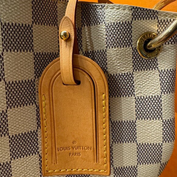 Louis Vuitton Graceful PM hobo in fresh Damier Azur - Picture 3 of 14